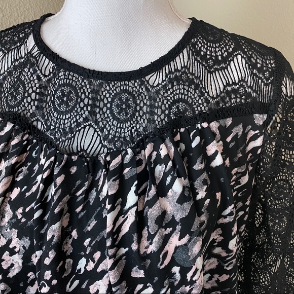 Black Lattice Lace & Pink Leopard Print Watercolor Blouse - Picture 10 of 14
